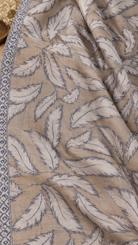 Toosh Leaf luxury stole 28 × 80 inches – Maharaja
