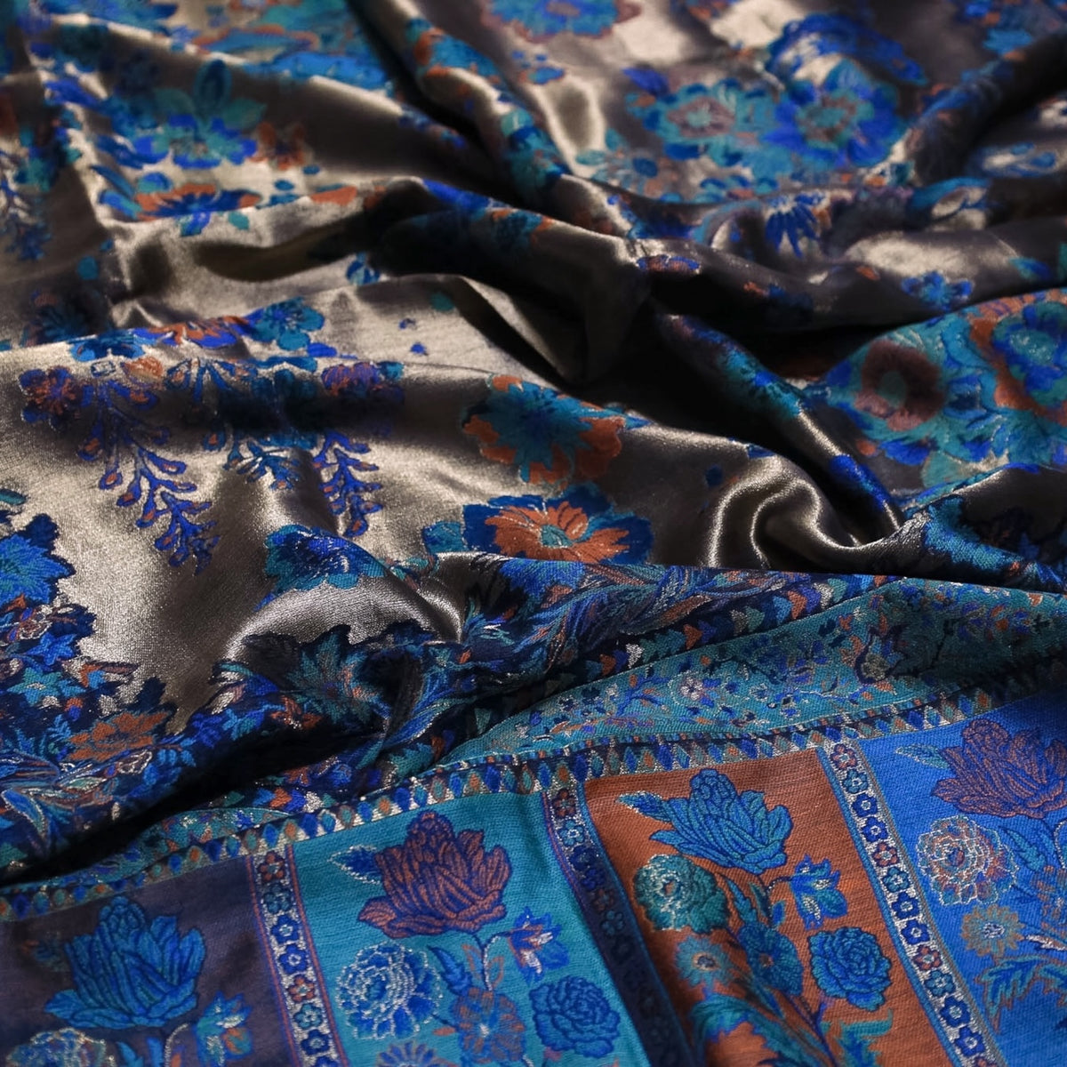 Kani floral moonlight