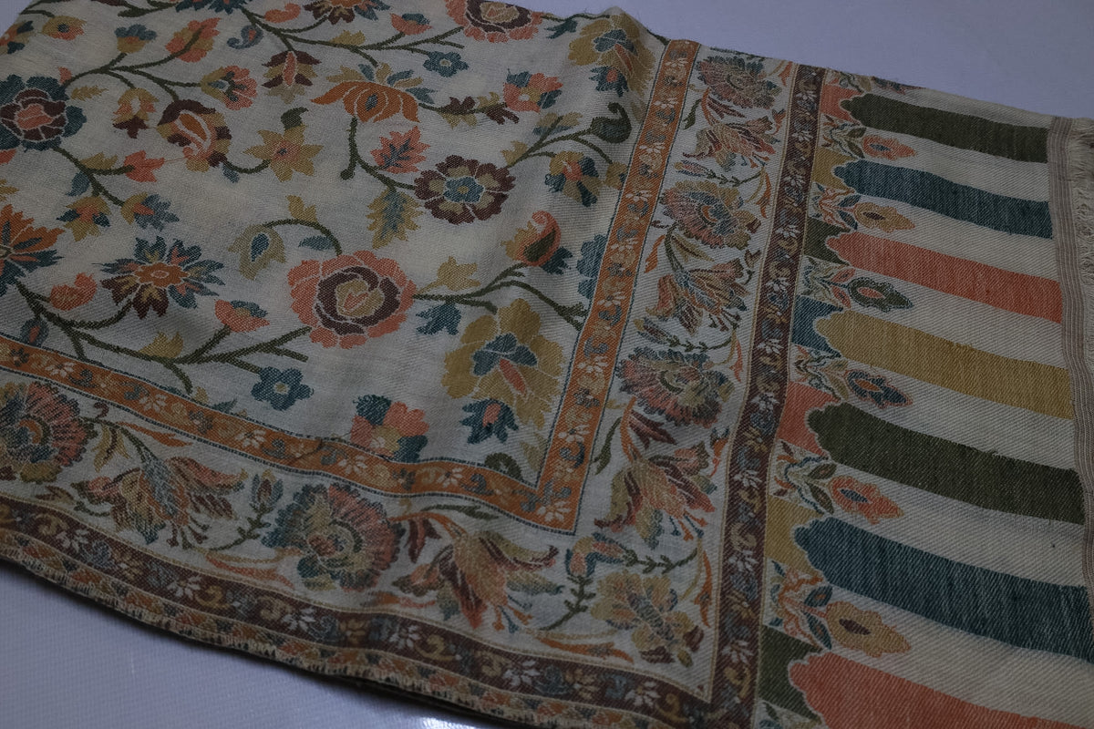 Shawl-Double gulab jaal wool
